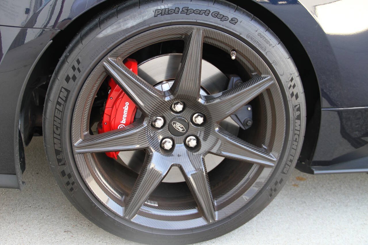 Used 2021 Ford Mustang Shelby GT500 w/ Carbon Fiber Track Pack RWD image 32