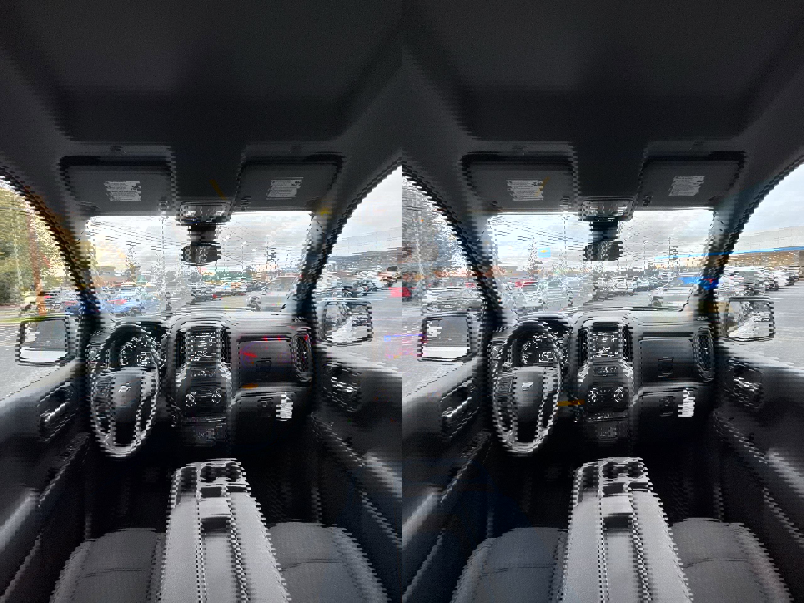 Used 2022 Chevrolet Silverado 1500 Custom image 21