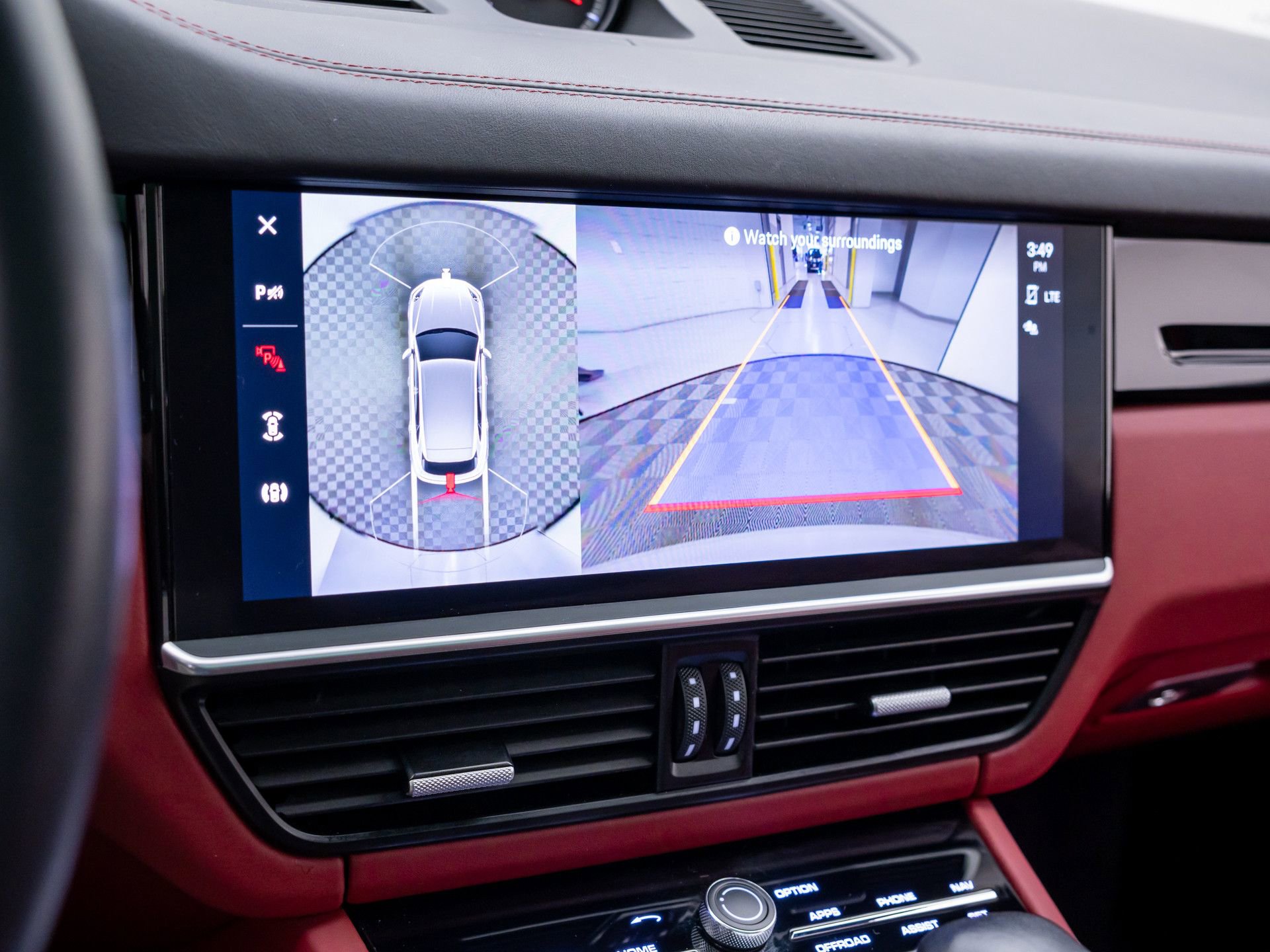 Certified 2023 Porsche Cayenne AWD/4WD image 24