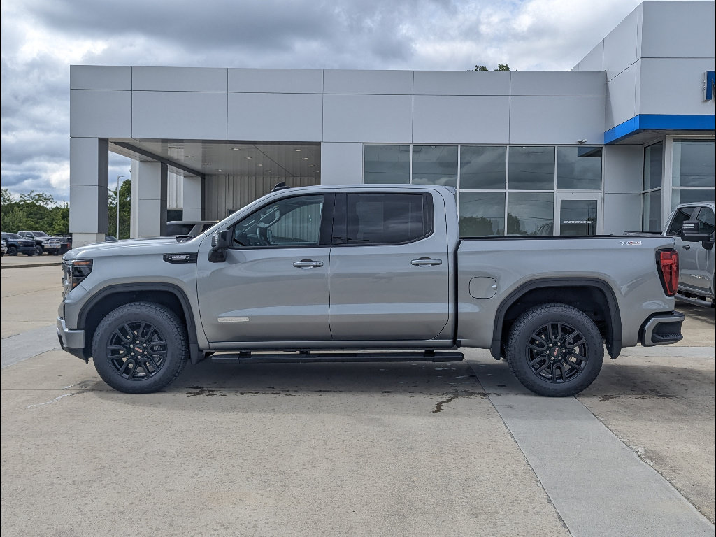 Used 2025 GMC Sierra 1500 Elevation w/ Elevation Premium Package AWD/4WD image 9