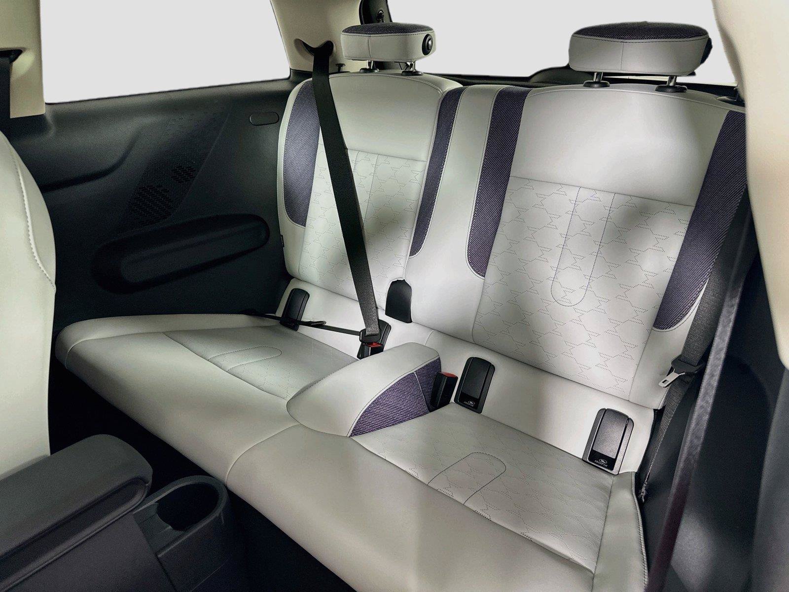 Used 2025 MINI Cooper S FWD image 19