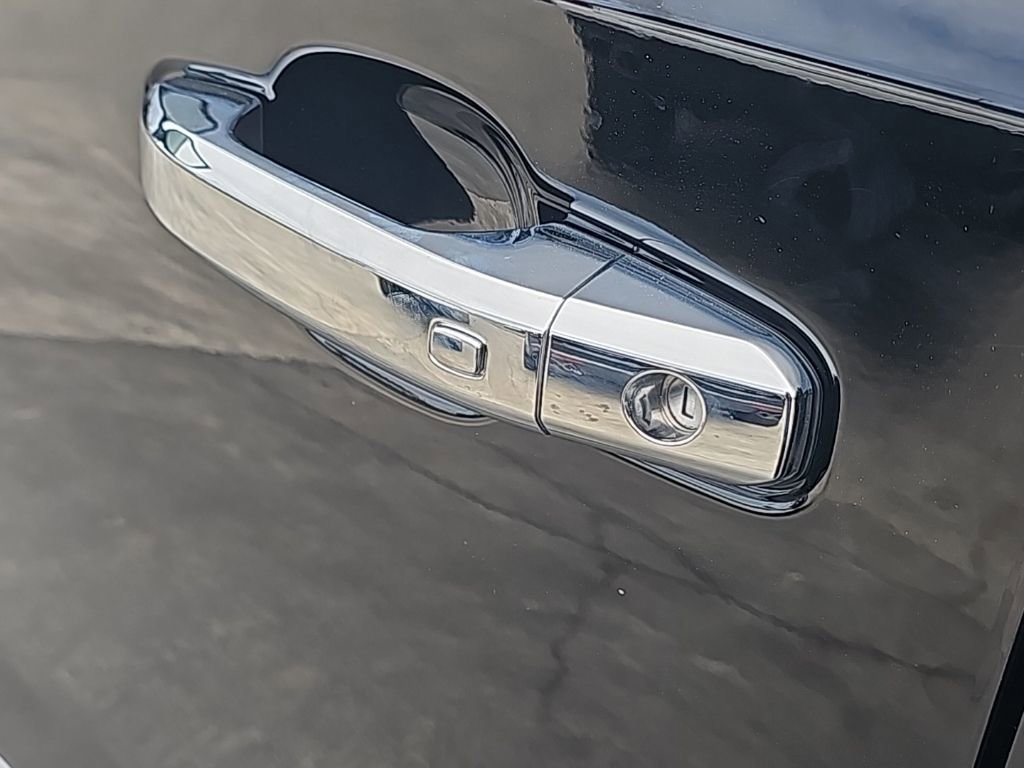 Used 2023 GMC Sierra 1500 Denali w/ Denali Reserve Package image 9