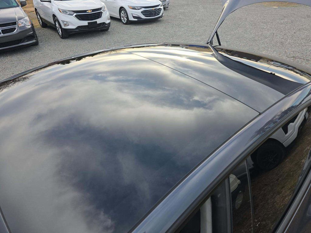 Used 2023 Tesla Model 3 Standard Range image 6