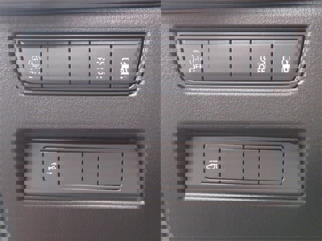 New 2024 MAZDA CX-90 Plug-In Hybrid w/ Preferred image 18