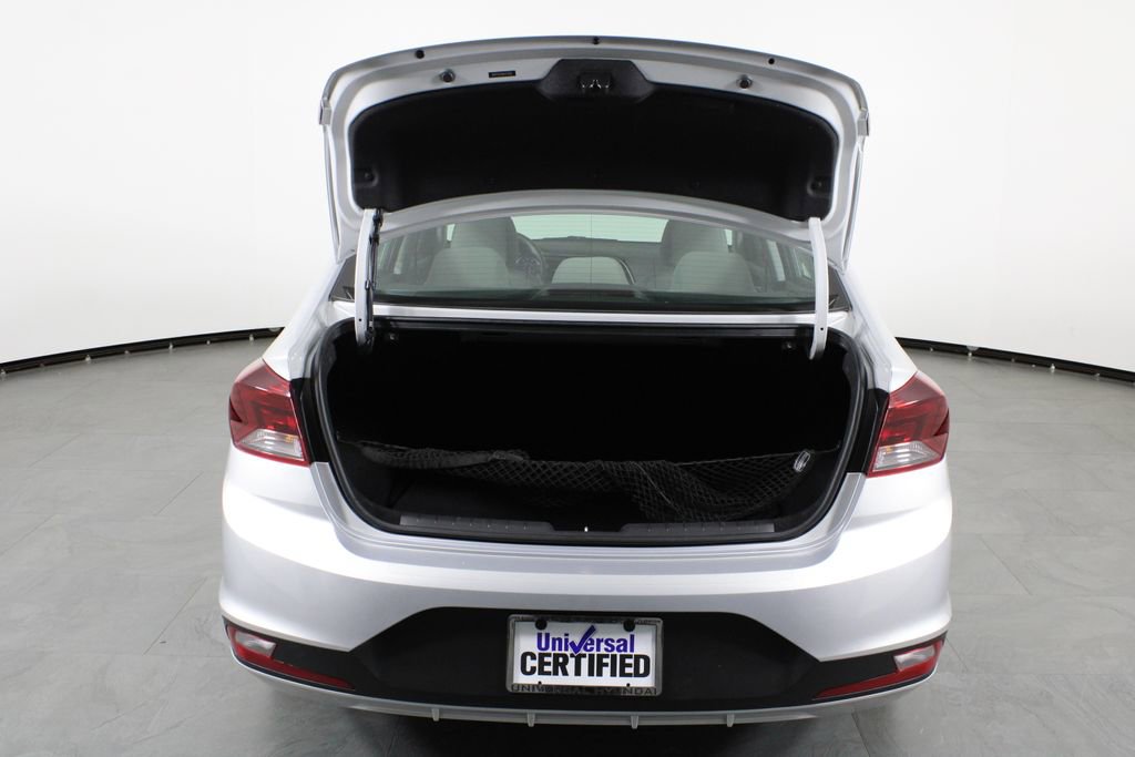 Used 2019 Hyundai Elantra SE image 15