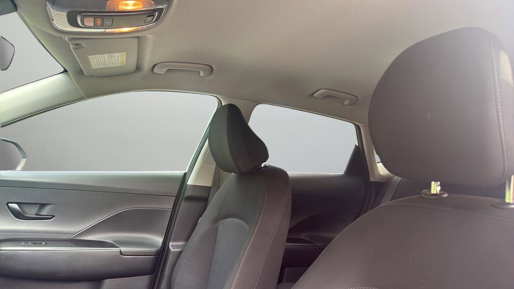 Used 2024 Hyundai Kona SEL AWD/4WD image 18