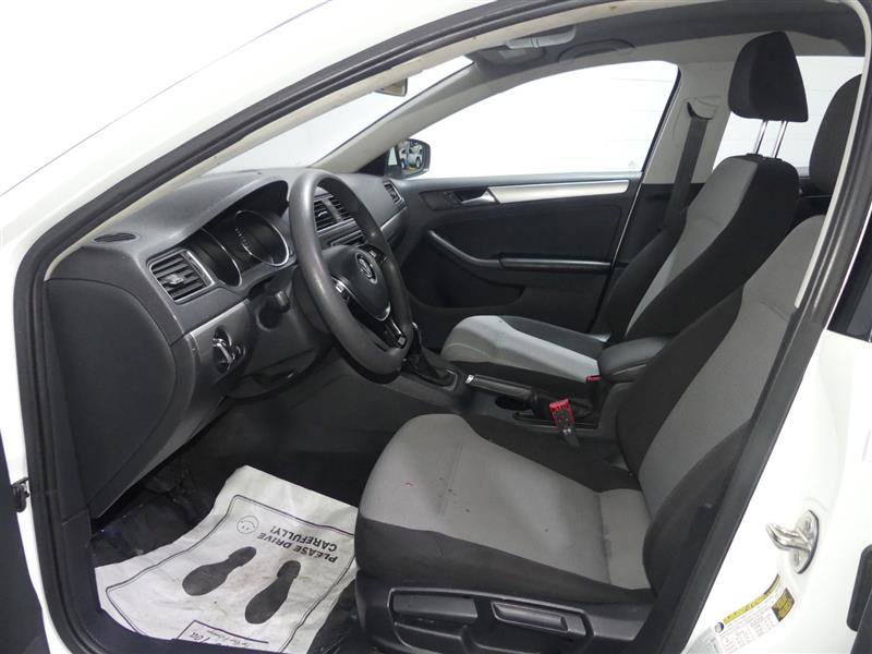 Used 2017 Volkswagen Jetta S image 19