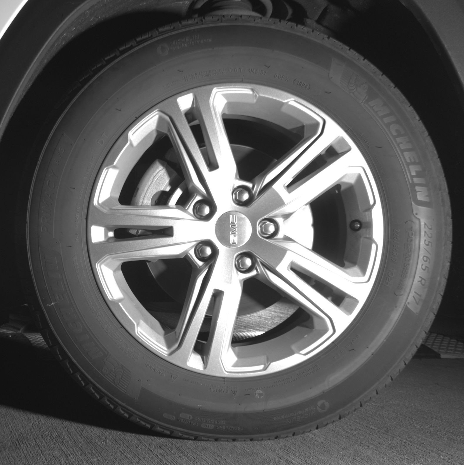 Used 2024 GMC Terrain SLE FWD image 17