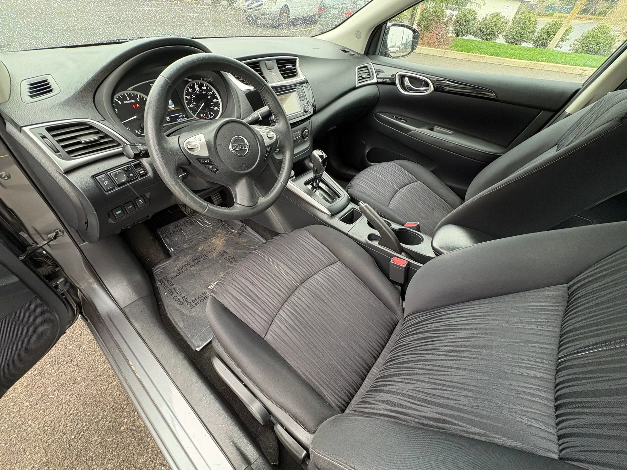 Used 2016 Nissan Sentra SV image 10