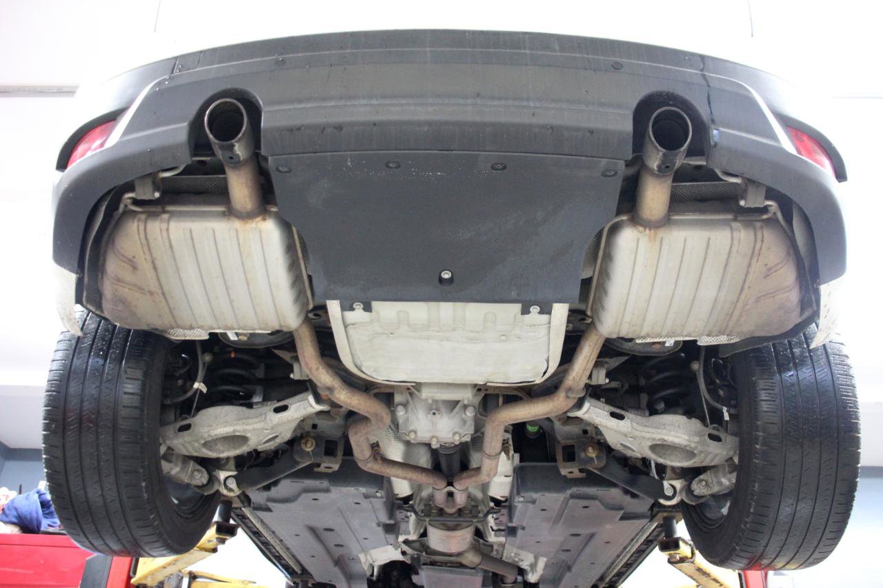 Used 2020 Jaguar F-PACE R-Sport image 97