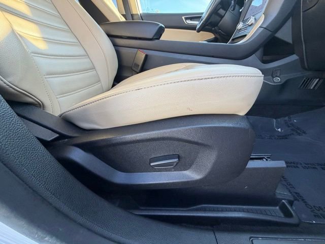 Certified 2022 Ford Edge SEL image 18