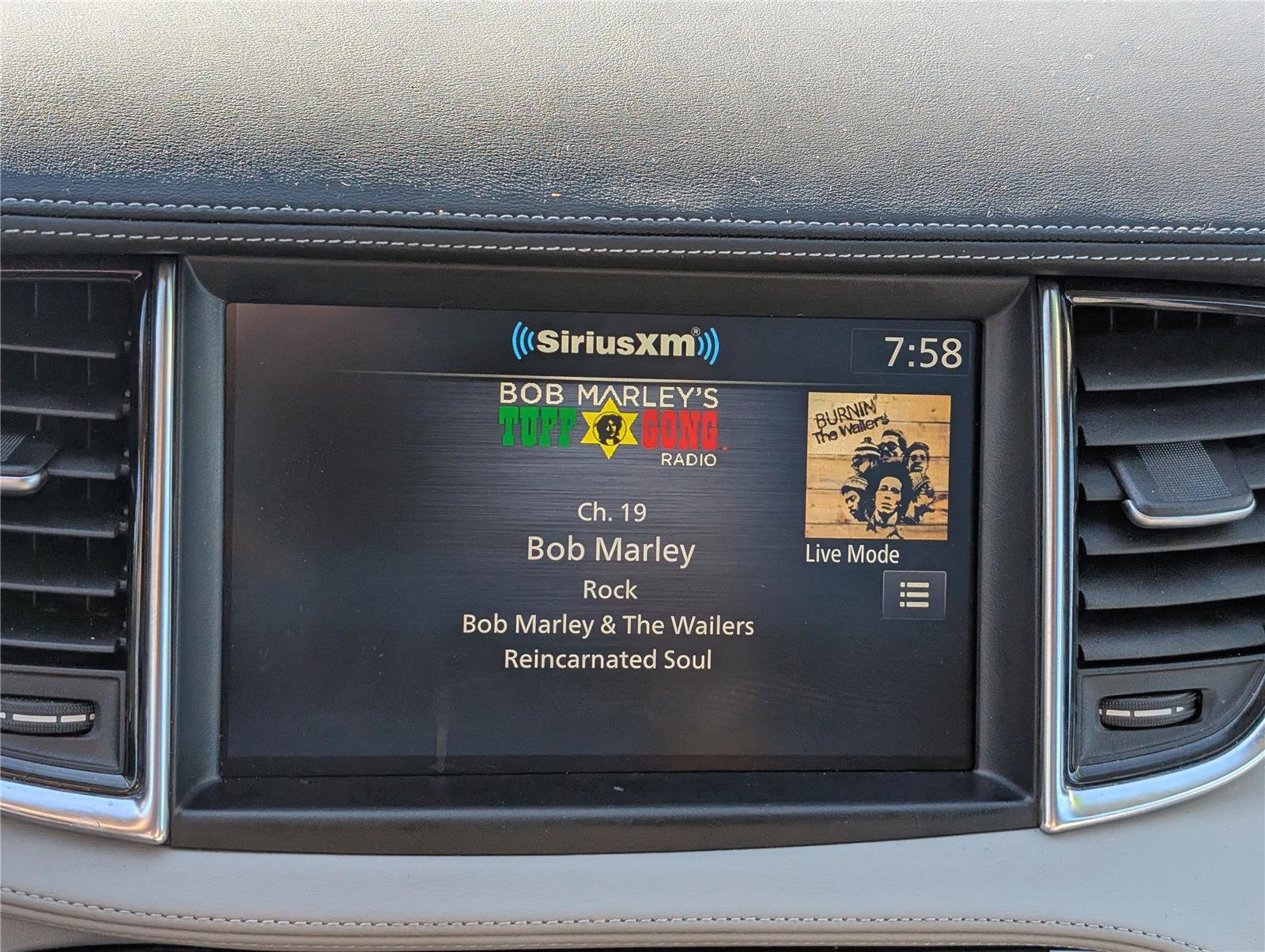 Used 2023 INFINITI QX50 Luxe image 32