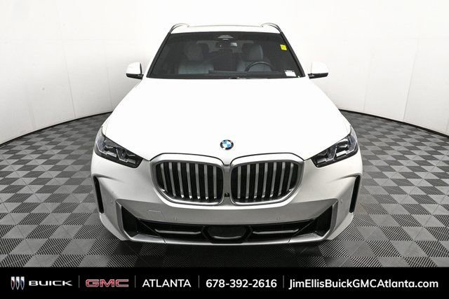 Used 2024 BMW X5 xDrive40i w/ Premium Package image 35