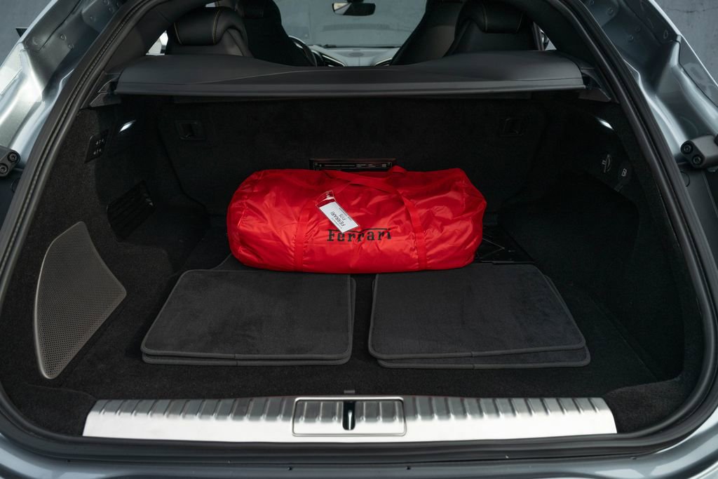 Used 2024 Ferrari Purosangue image 24