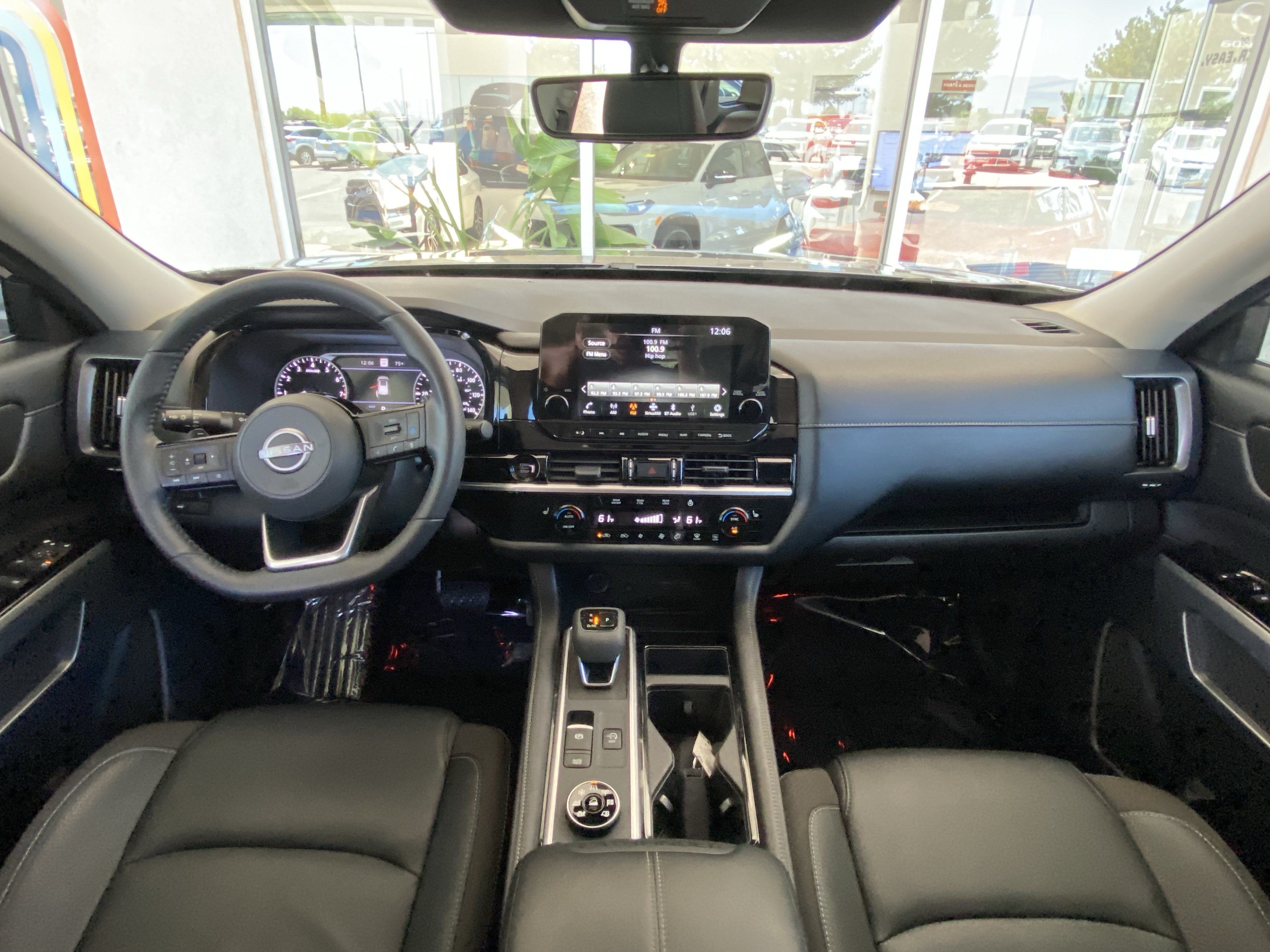 Used 2025 Nissan Pathfinder SL w/ Cargo Package AWD/4WD image 45