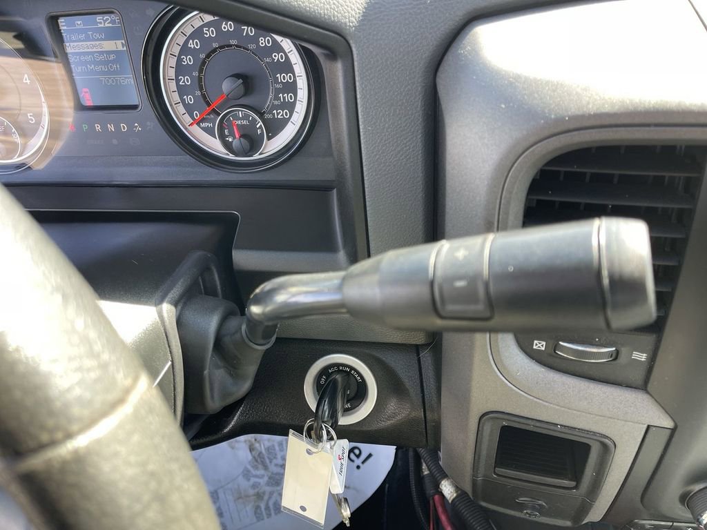 Used 2018 RAM 3500 Tradesman w/ Chrome Appearance Group AWD/4WD image 19