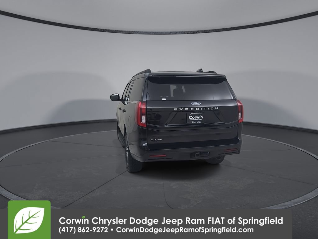 Used 2025 Ford Expedition Active AWD/4WD image 12