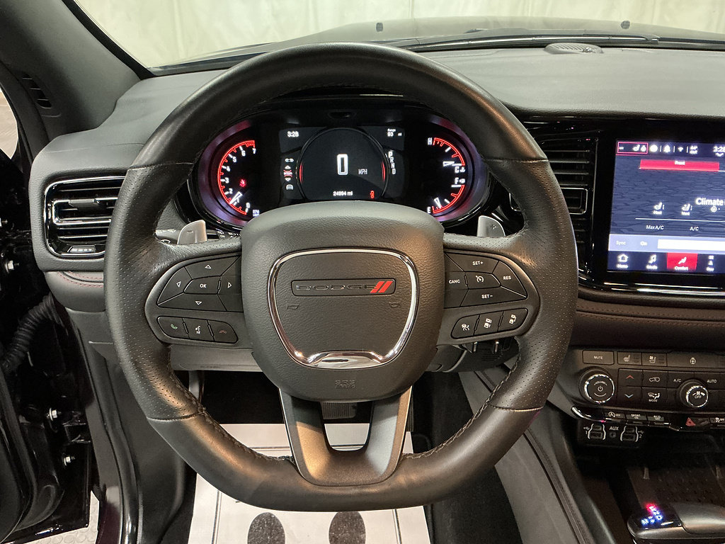 Used 2025 Dodge Durango GT AWD/4WD image 16