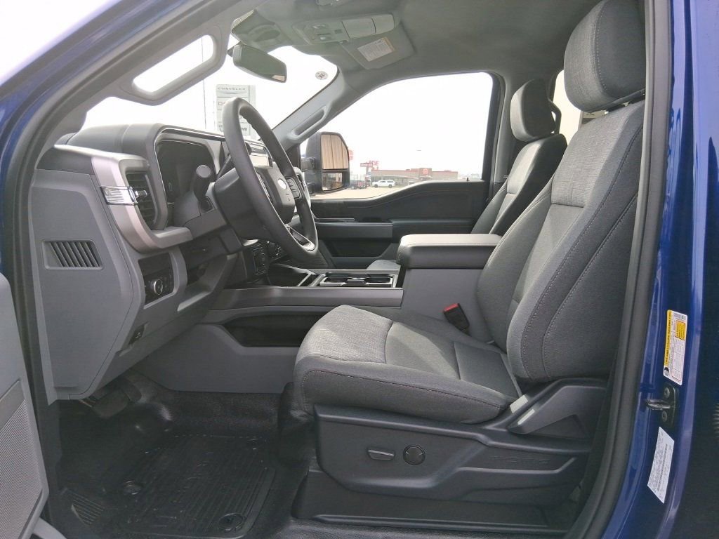 New 2026 Ford F350 XLT w/ XLT Premium Package image 15