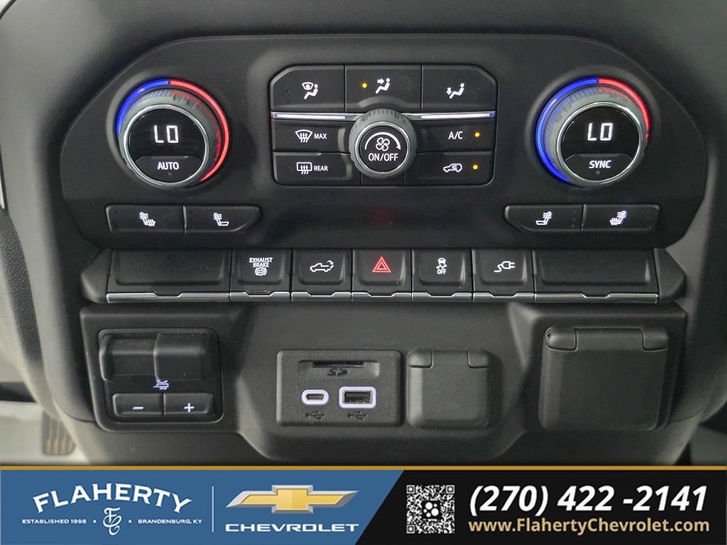 Used 2022 Chevrolet Silverado 2500 LTZ AWD/4WD image 31