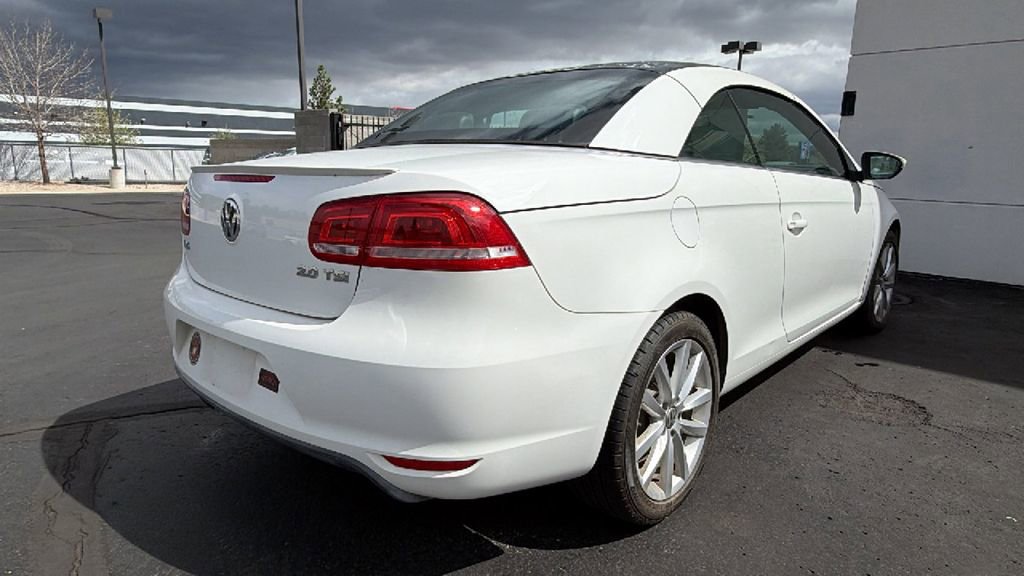 Used 2012 Volkswagen Eos Komfort image 2