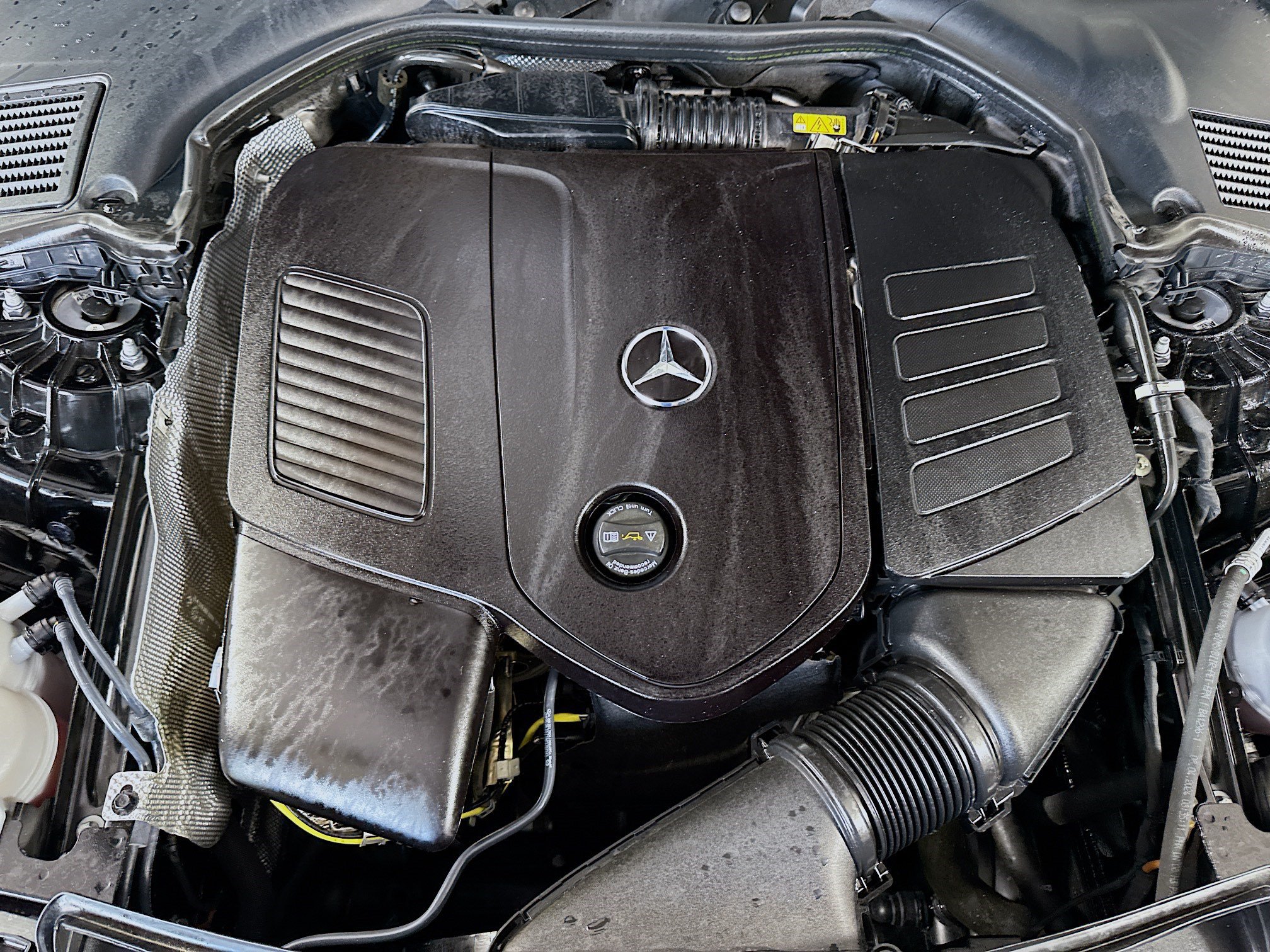 Used 2025 Mercedes-Benz C 300 Sedan image 39