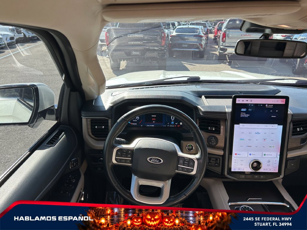 Used 2024 Ford Expedition Limited RWD image 14