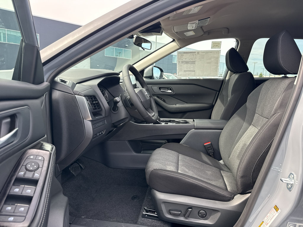 New 2026 Nissan Rogue SV AWD/4WD image 11