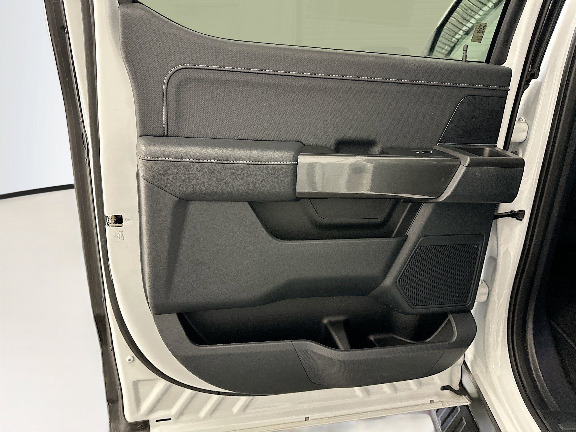 Used 2023 Ford F150 XLT w/ Equipment Group 302A High image 27