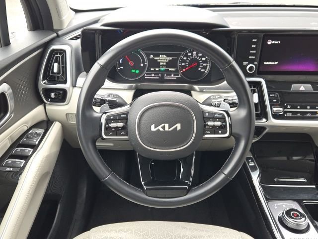 Used 2022 Kia Sorento SX AWD/4WD image 2