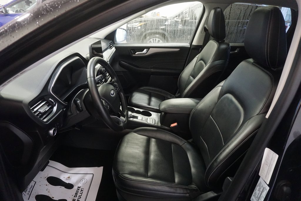 Used 2022 Ford Escape SEL w/ Technology Package image 23