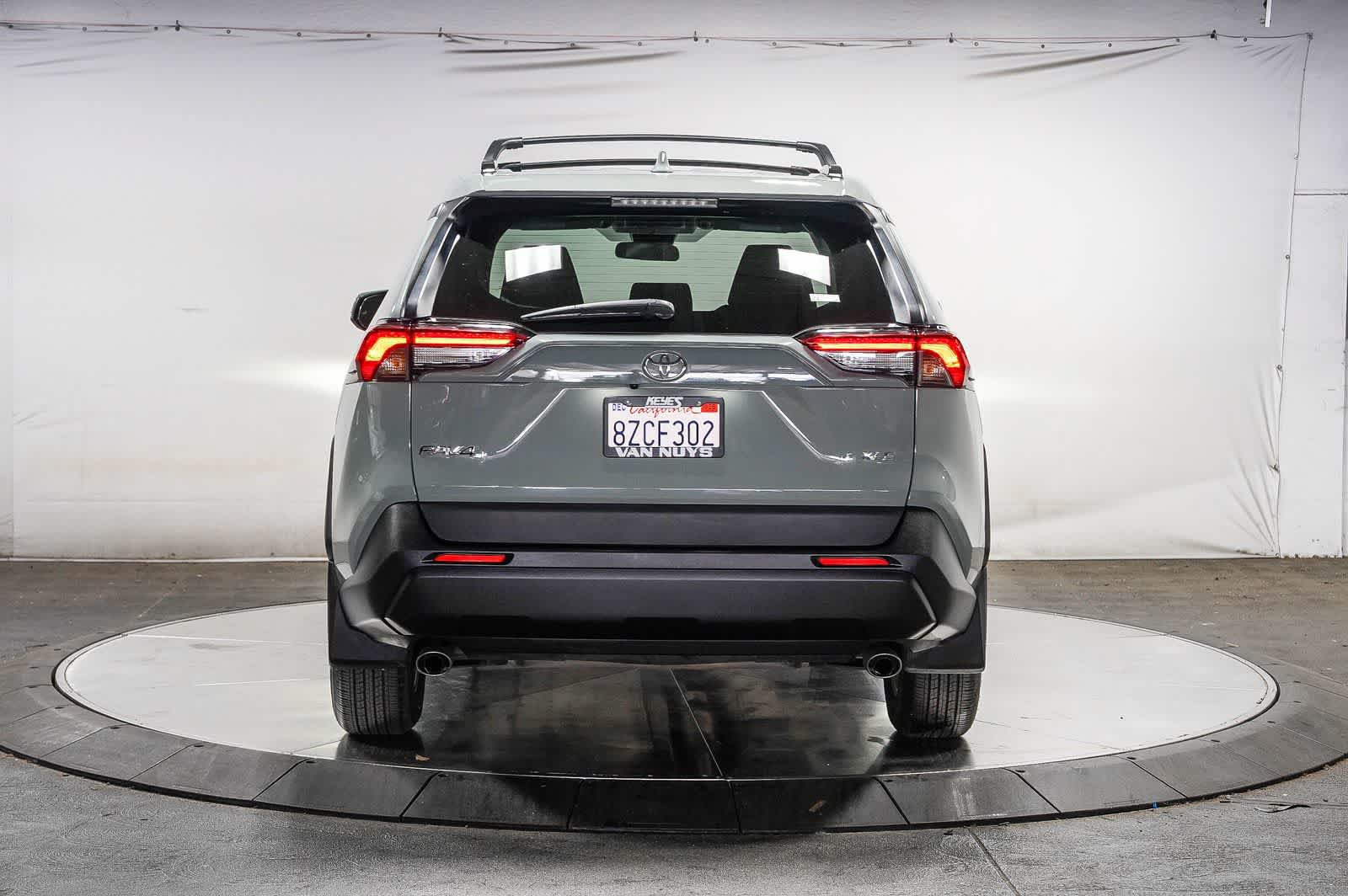Certified 2021 Toyota RAV4 XLE FWD image 4