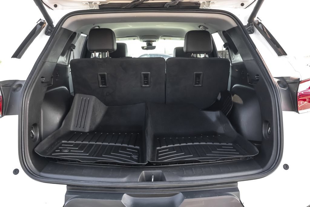 Used 2022 Chevrolet Blazer LT w/ Sound & Technology Package AWD/4WD image 31