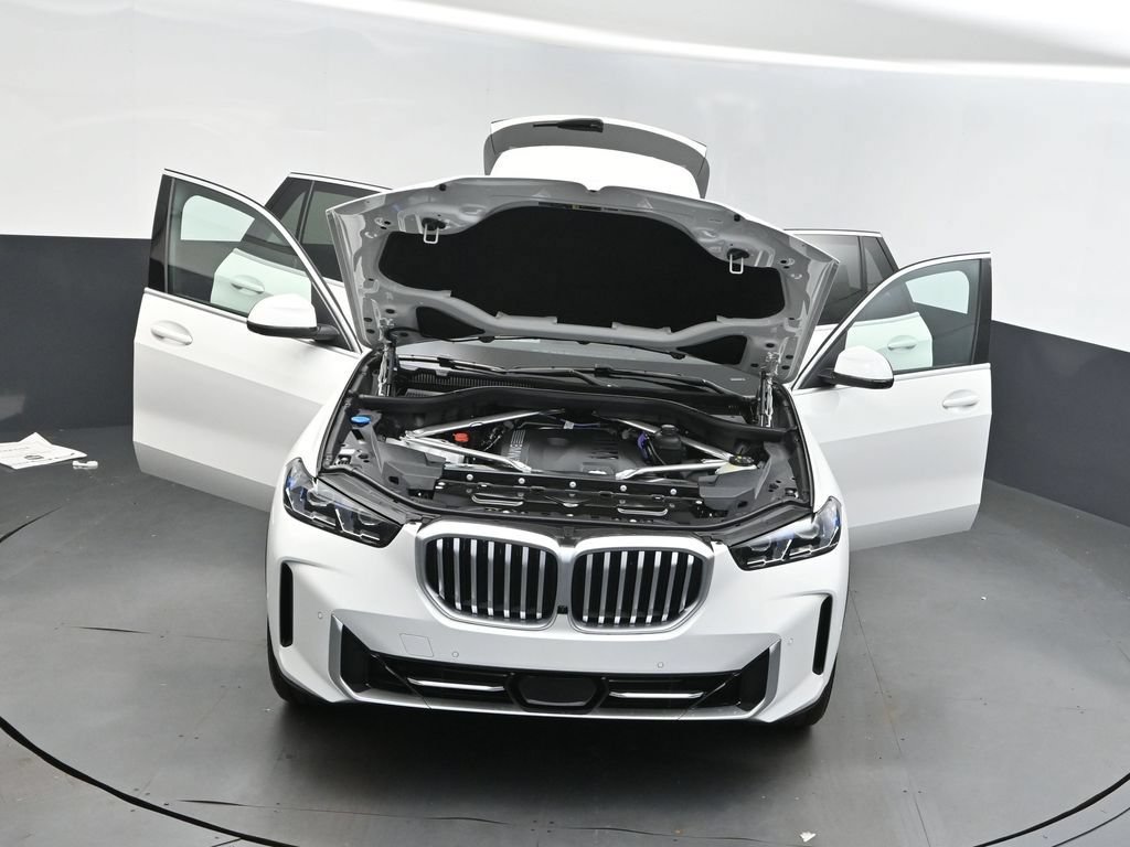 Used 2026 BMW X5 sDrive40i w/ Parking Assistance Package RWD image 50