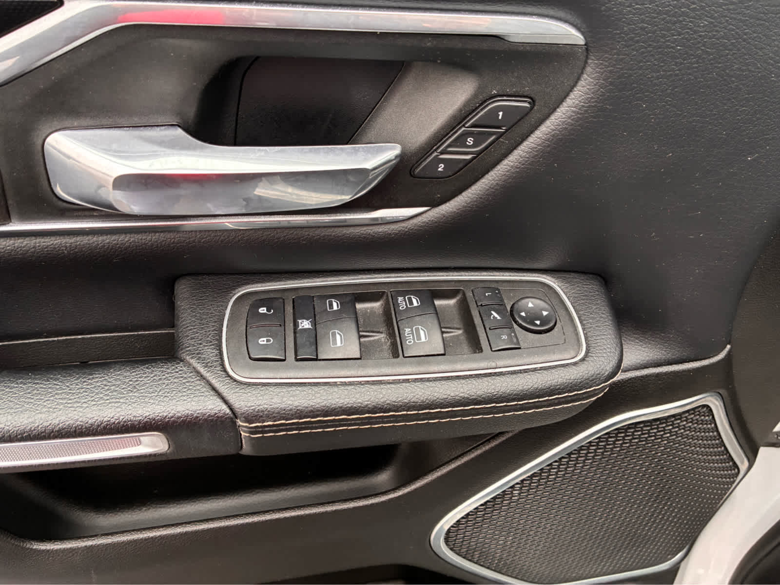 Used 2022 RAM 1500 Laramie w/ Bed Utility Group image 18