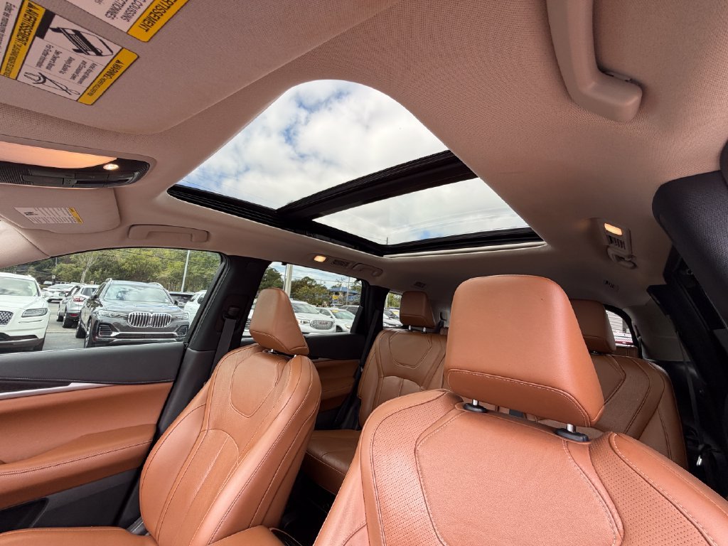 Used 2023 INFINITI QX60 Sensory w/ Vision Package AWD/4WD image 32