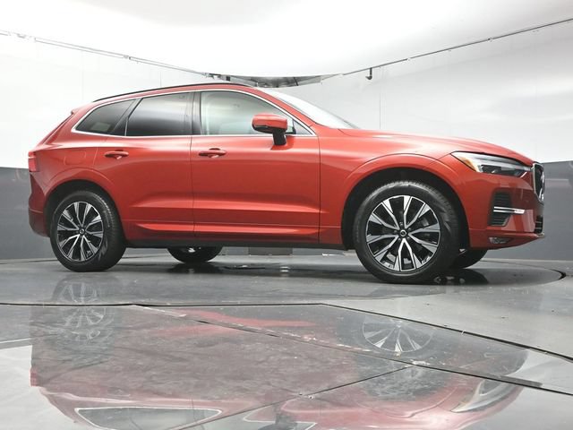 Used 2023 Volvo XC60 B5 Core w/ Climate Package FWD image 32