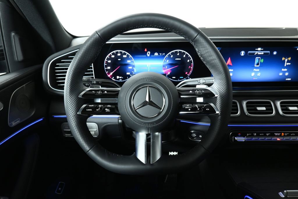 New 2026 Mercedes-Benz GLS 580 4MATIC image 14