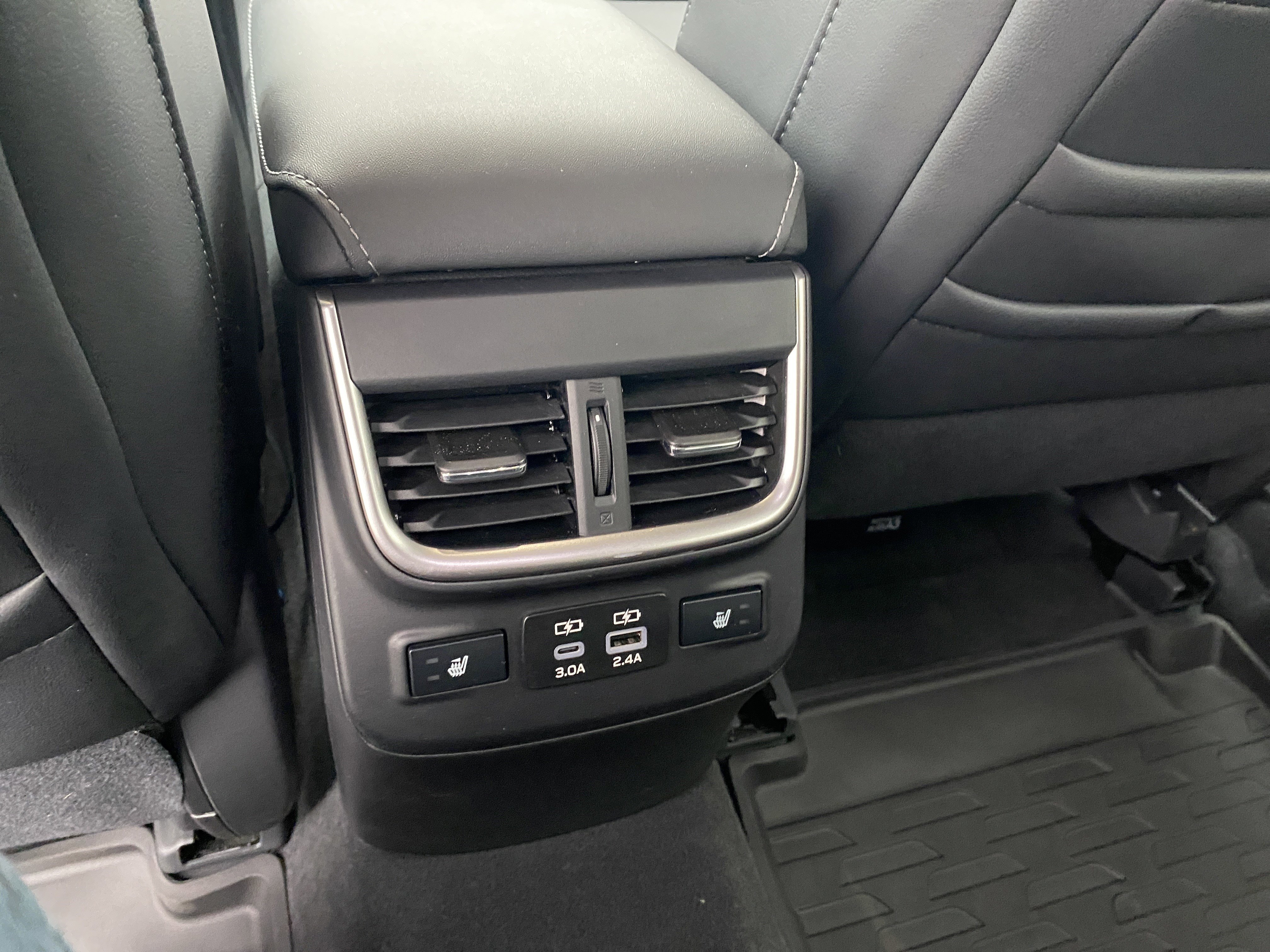 Used 2025 Subaru Outback Limited image 30