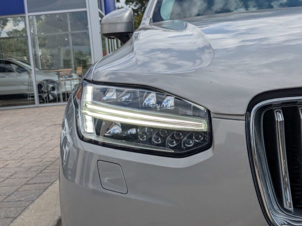 Certified 2023 Volvo XC90 B5 Plus w/ Protection Package Premier AWD/4WD image 10