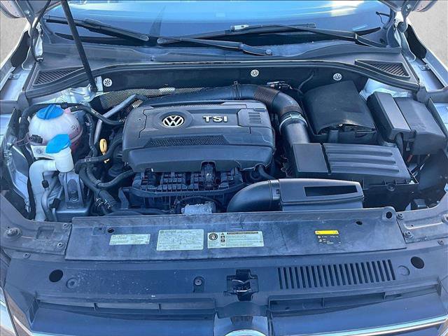 Used 2015 Volkswagen Passat 1.8T Limited Edition FWD image 11