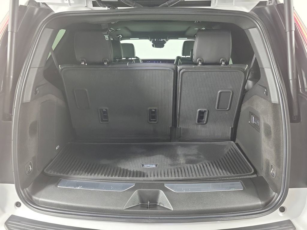 Used 2025 Cadillac Escalade Premium Luxury w/ LPO, Floor Liner Package image 8