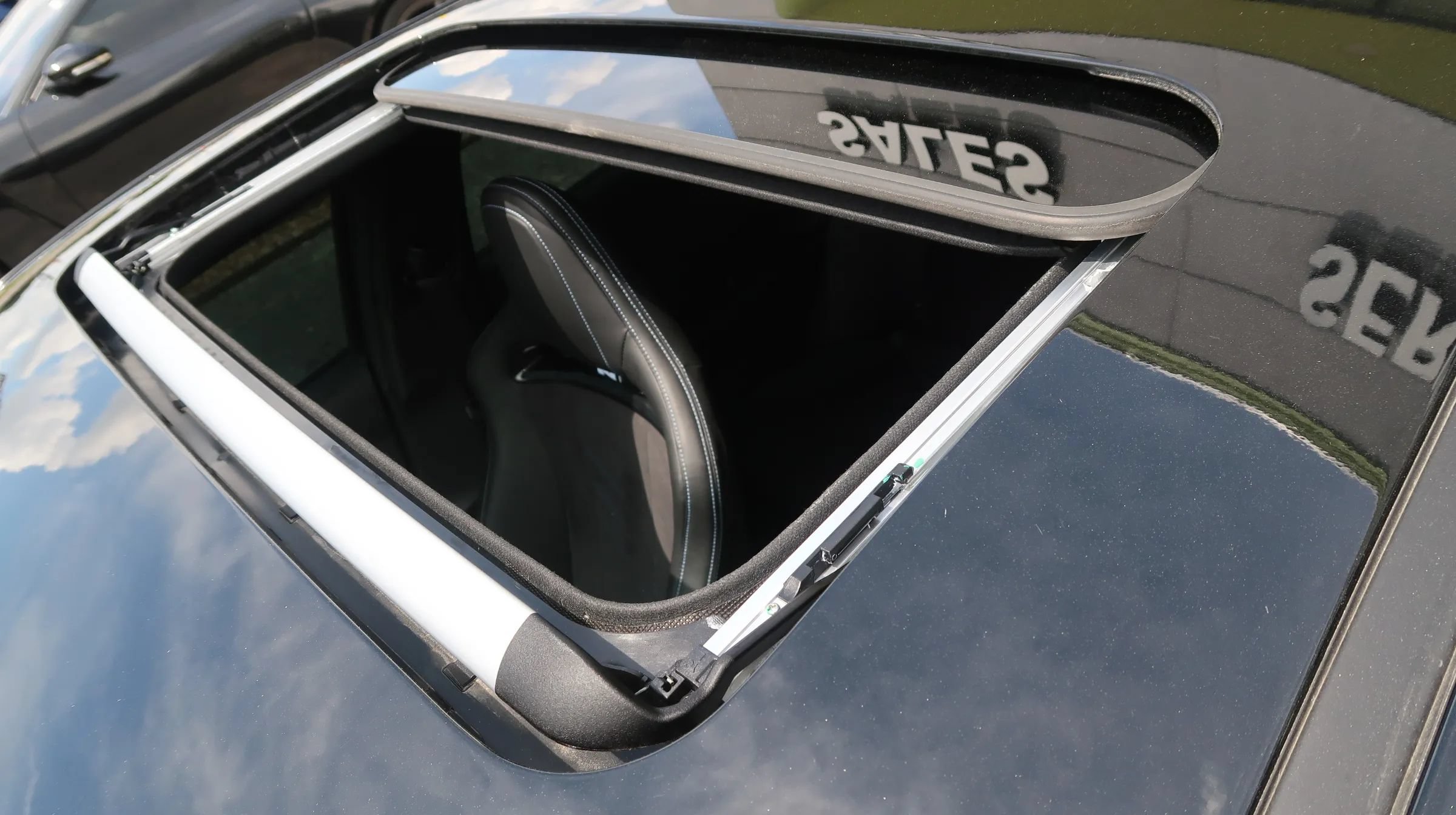 Used 2025 Hyundai Elantra N FWD image 48