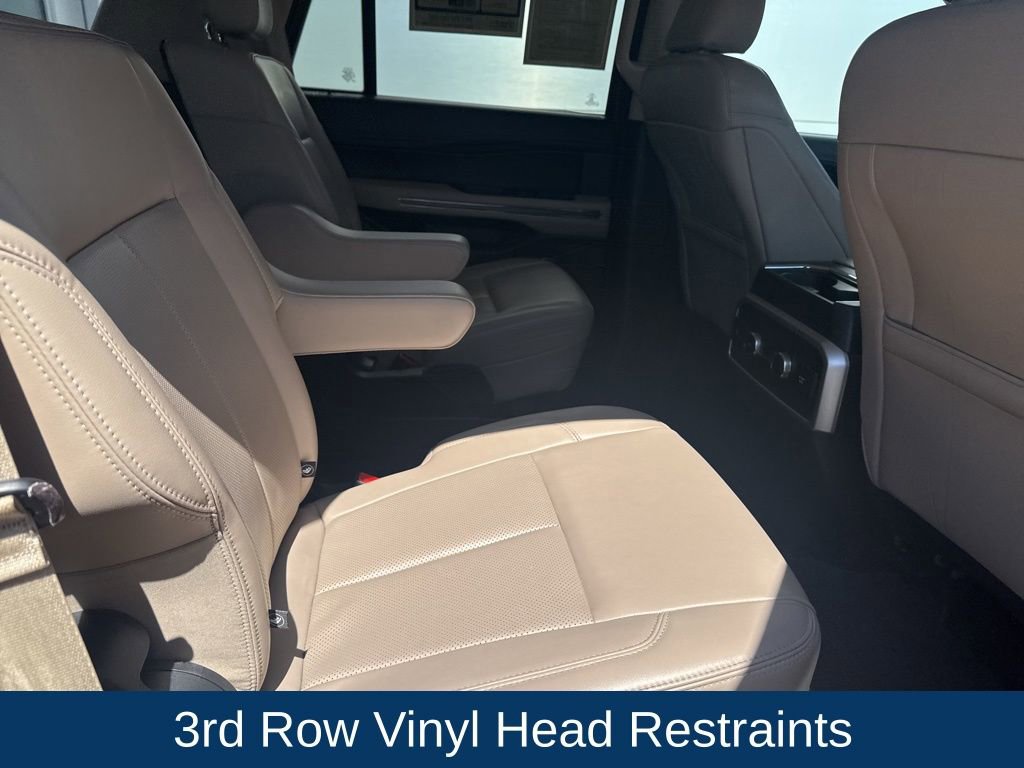 Used 2023 Ford Expedition XLT image 31