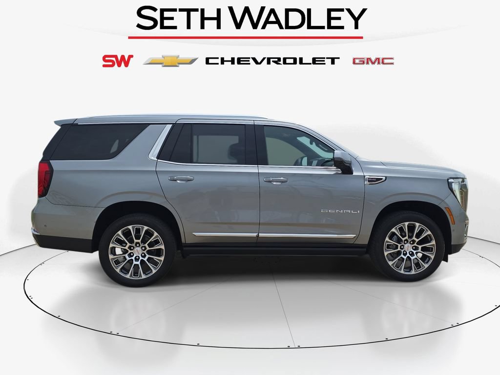 New 2026 GMC Yukon Denali w/ Denali Reserve Package AWD/4WD image 8