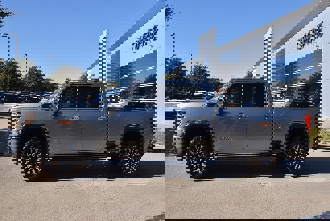 Used 2024 GMC Sierra 2500 Denali Ultimate image 12