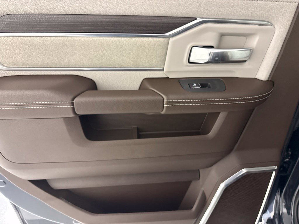New 2027 RAM 3500 Laramie AWD/4WD image 25