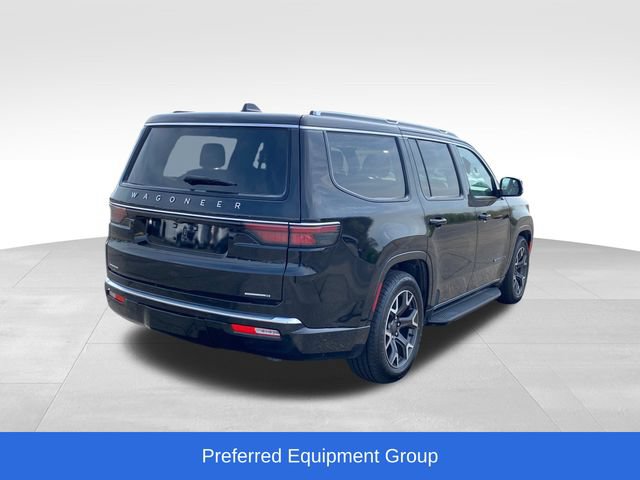 Used 2023 Jeep Wagoneer Series III w/ Preferred Equipment Group AWD/4WD image 3