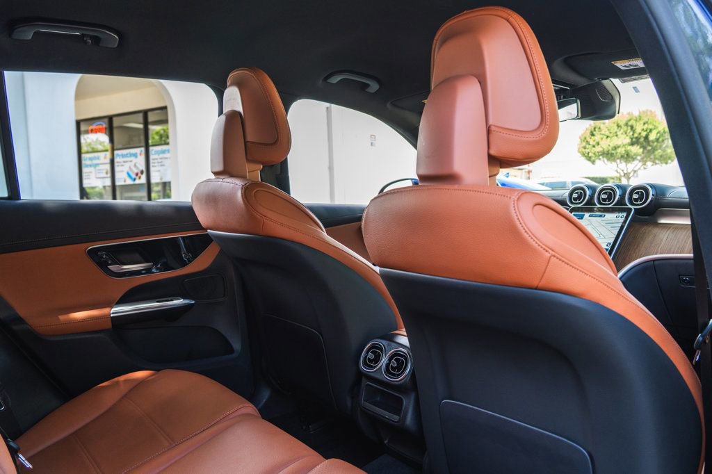 Used 2023 Mercedes-Benz GLC 300 image 24