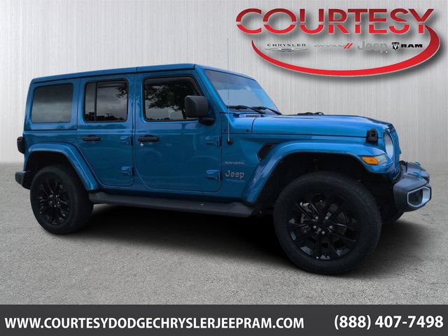 Used 2022 Jeep Wrangler Unlimited Sahara w/ Cold Weather Group AWD/4WD video 1